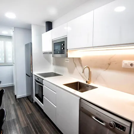 Apartment Amazimg At 200m From The *