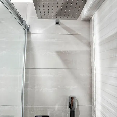 Daire Amazimg At 200m From The *