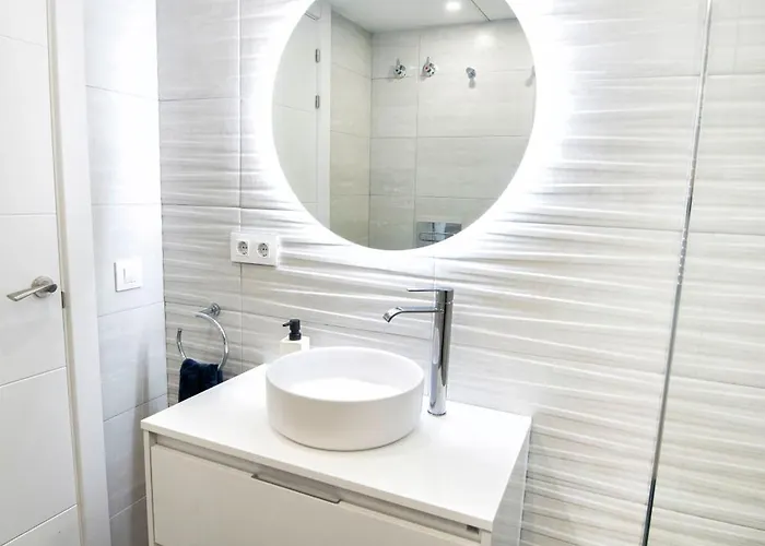 Amazimg At 200m From The *